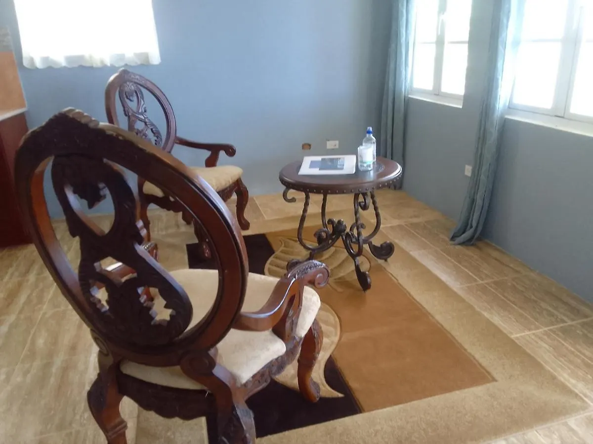 Abigail'S Splendor -2 Bedroom Entire Apartment Wesley Will